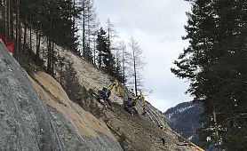 130-1253_Land Tirol - Serfauser und Ladiserstr
