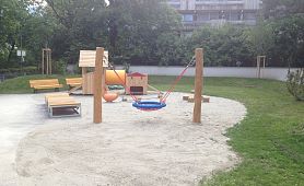 4277_Stadt Innsbruck - Spielplatz Kirchenwirt