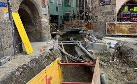 4486_Altstadt Innsbruck wird für ein Jahr Baustelle